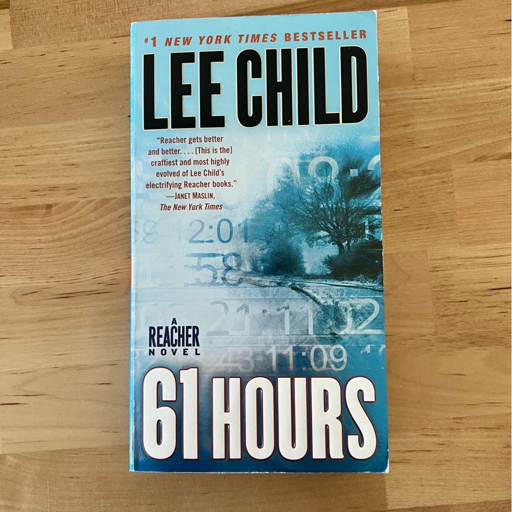 📚‎ BUY 2 GET 1 FREE 61 Hours by Lee Child